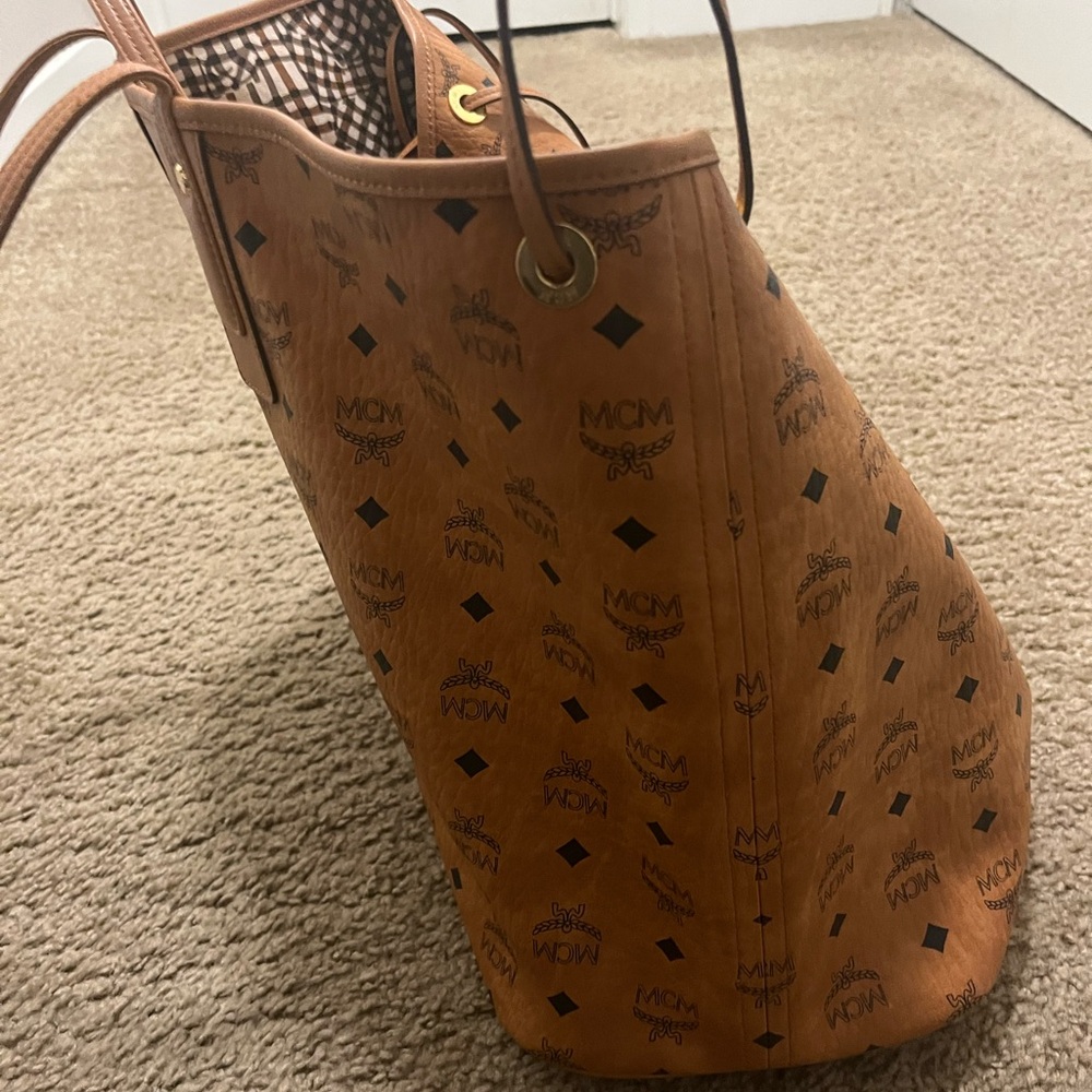 MCM Cognac Visetos Logo Canvas Tote in Brown - Picture 9 of 9